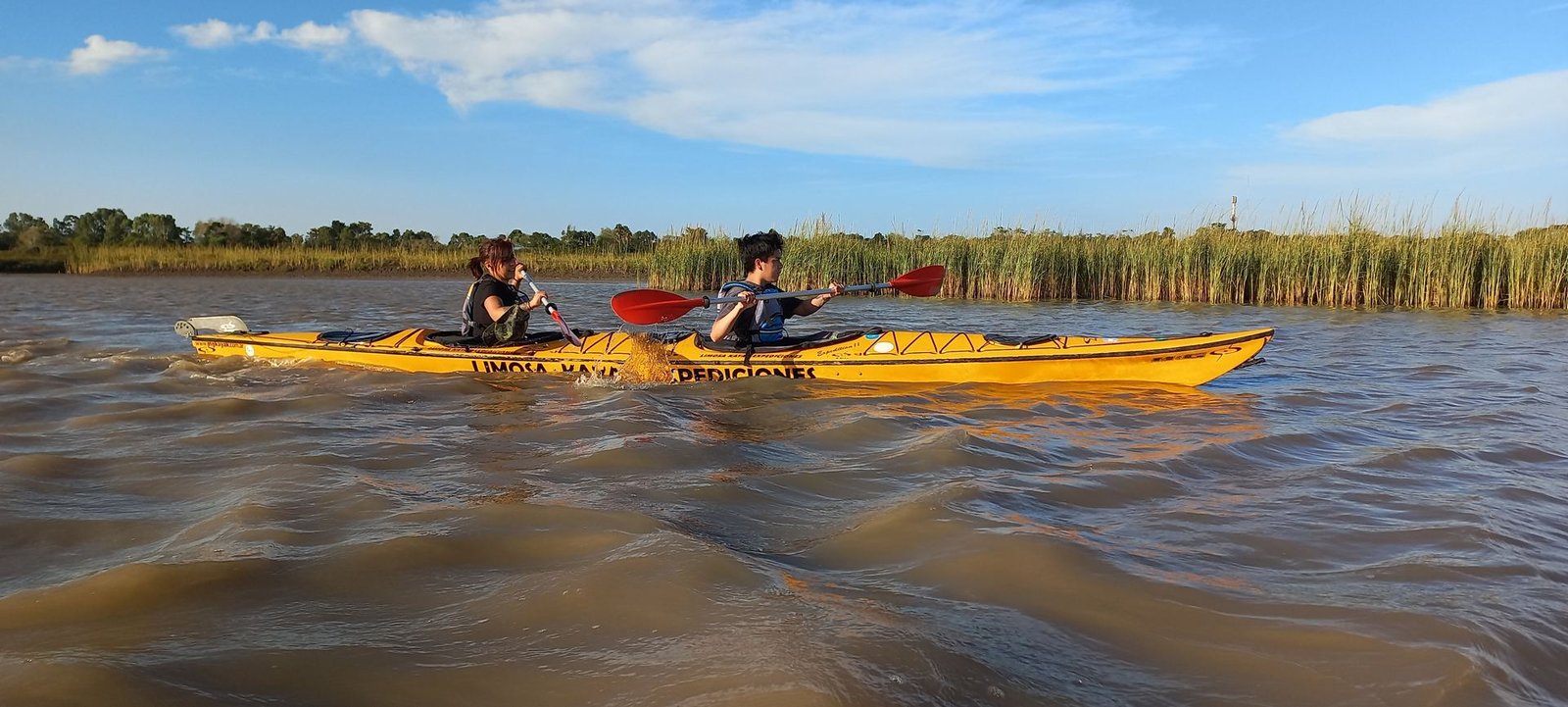 Limosa Kayak Expediciones